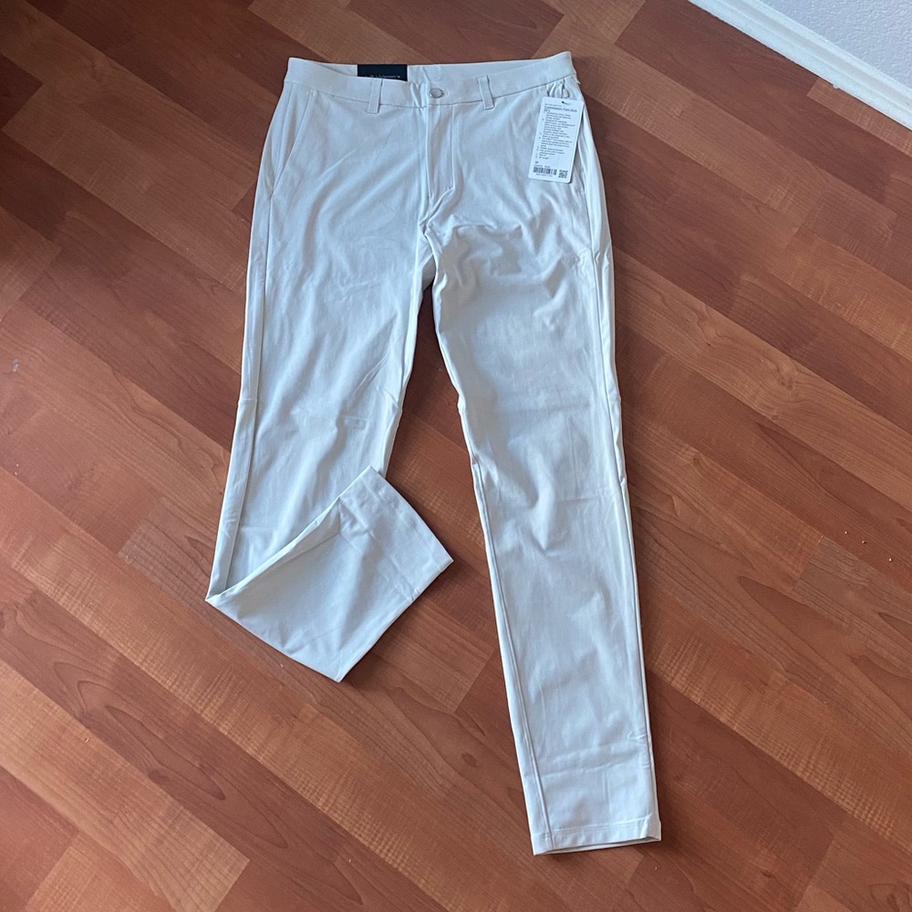 Lululemon - Commission Pant Slim - Bone - 34 x 34”